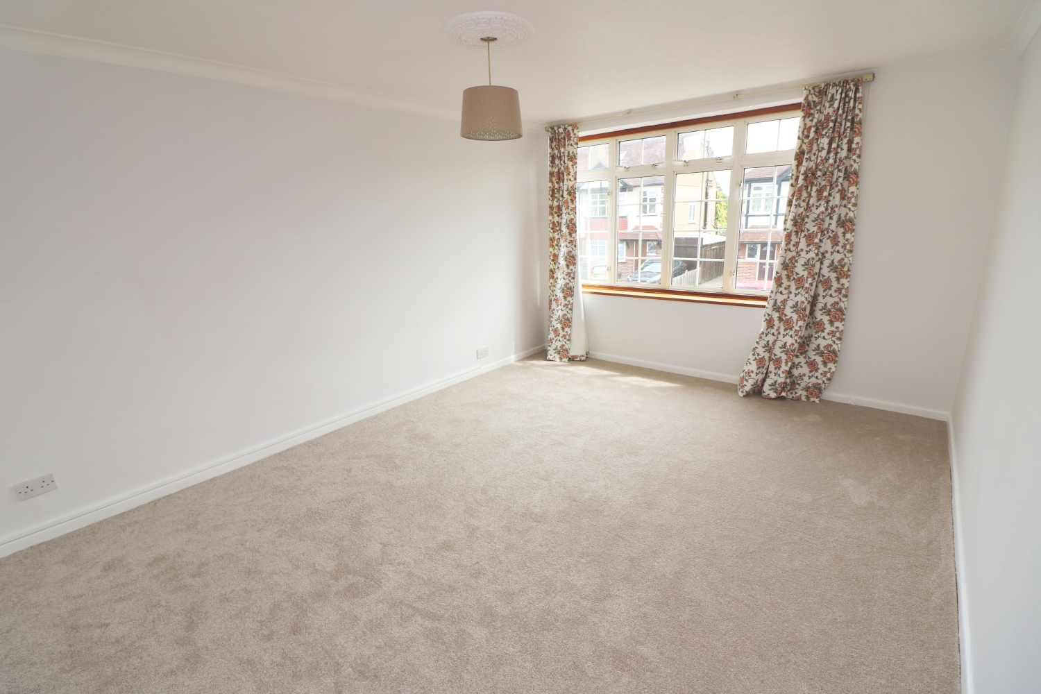 Pavilion Gardens, StainesuponThames, Surrey, TW18 Nevin And Wells